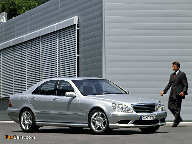 Images of Mercedes-Benz S 55 AMG (W220) 2002–05 (640 x 480)
