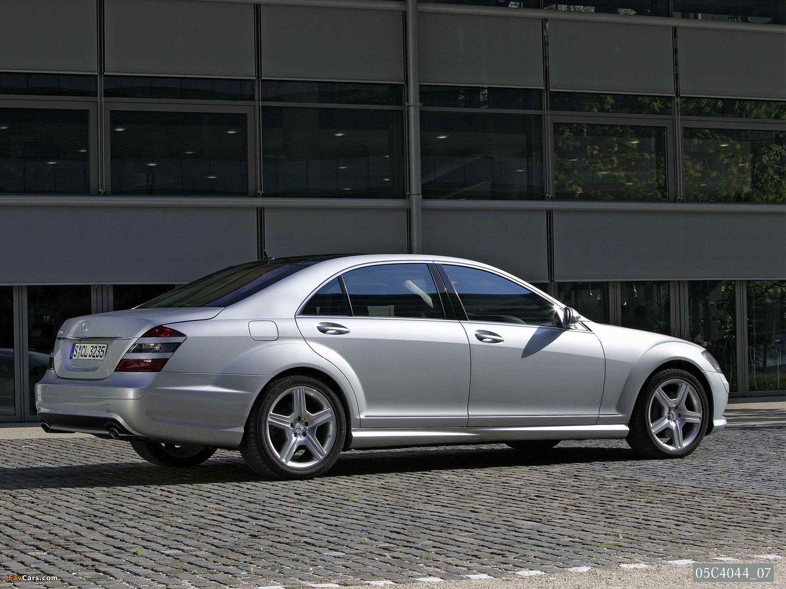 Images of Mercedes-Benz S 500 (W221) 2005–09 (1600 x 1200)