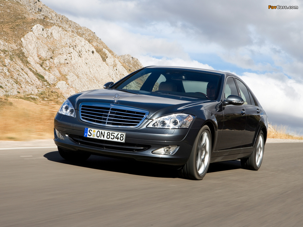 Images of Mercedes-Benz S 500 4MATIC (W221) 2006–09 (1024 x 768)