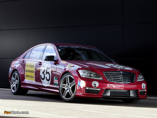 Images of Mercedes-Benz S 63 AMG Show Car (W221) 2010 (640 x 480)
