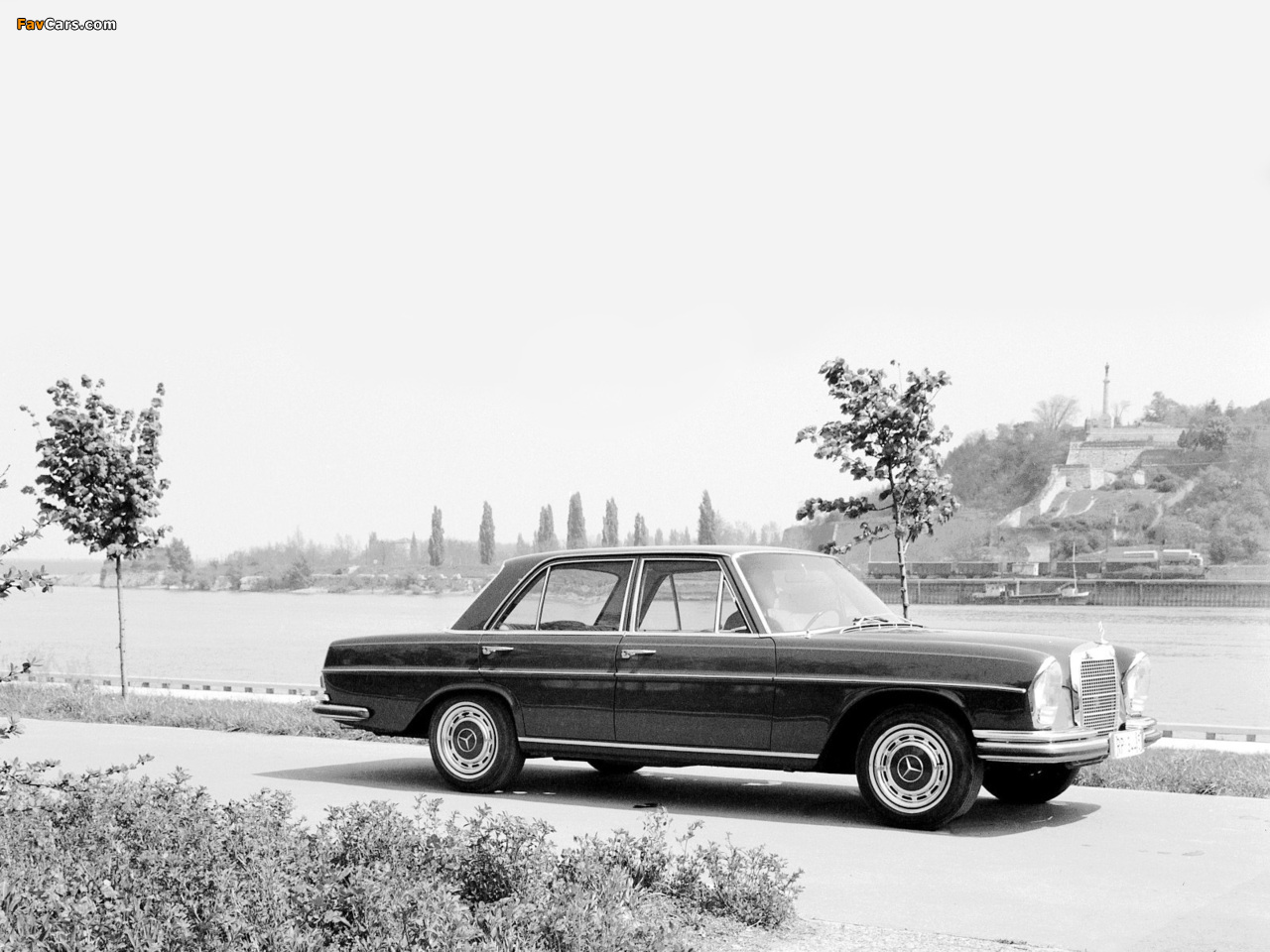 Mercedes-Benz 280 SE (W108) 1967–72 images (1280 x 960)