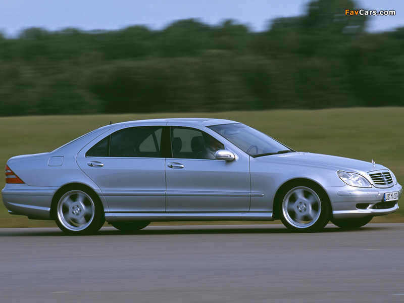 Mercedes-Benz S 63 AMG (W220) 2002 images (800 x 600)