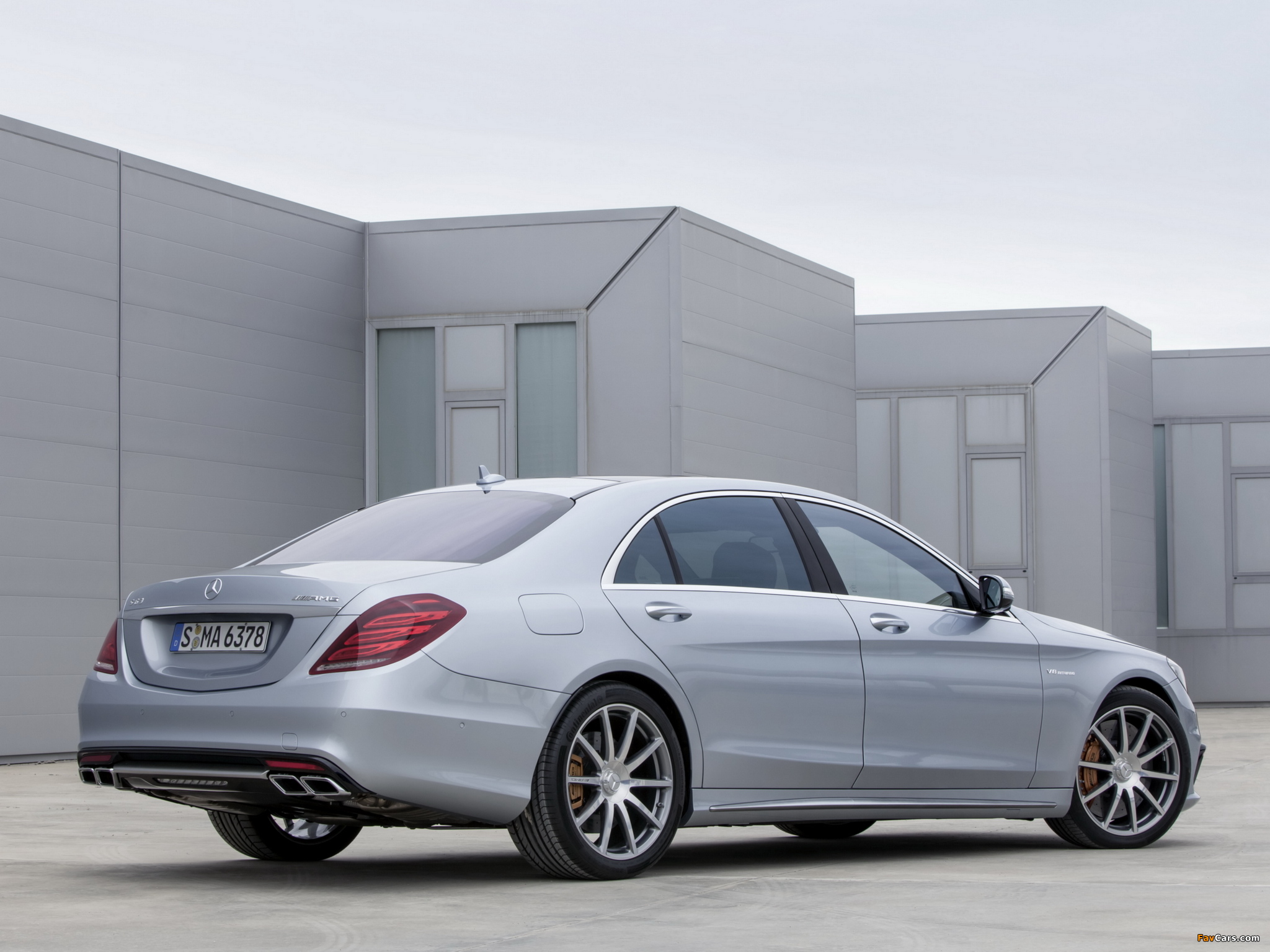 Mercedes-Benz S 63 AMG (W222) 2013 images (2048 x 1536)