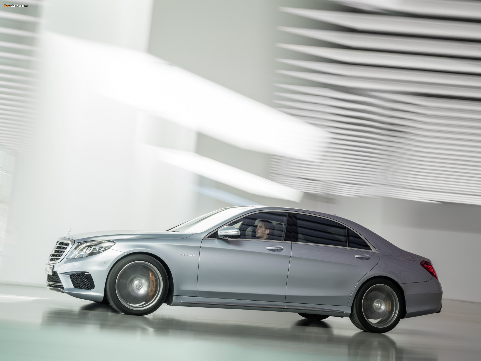 Mercedes-Benz S 63 AMG (W222) 2013 pictures (2048 x 1536)