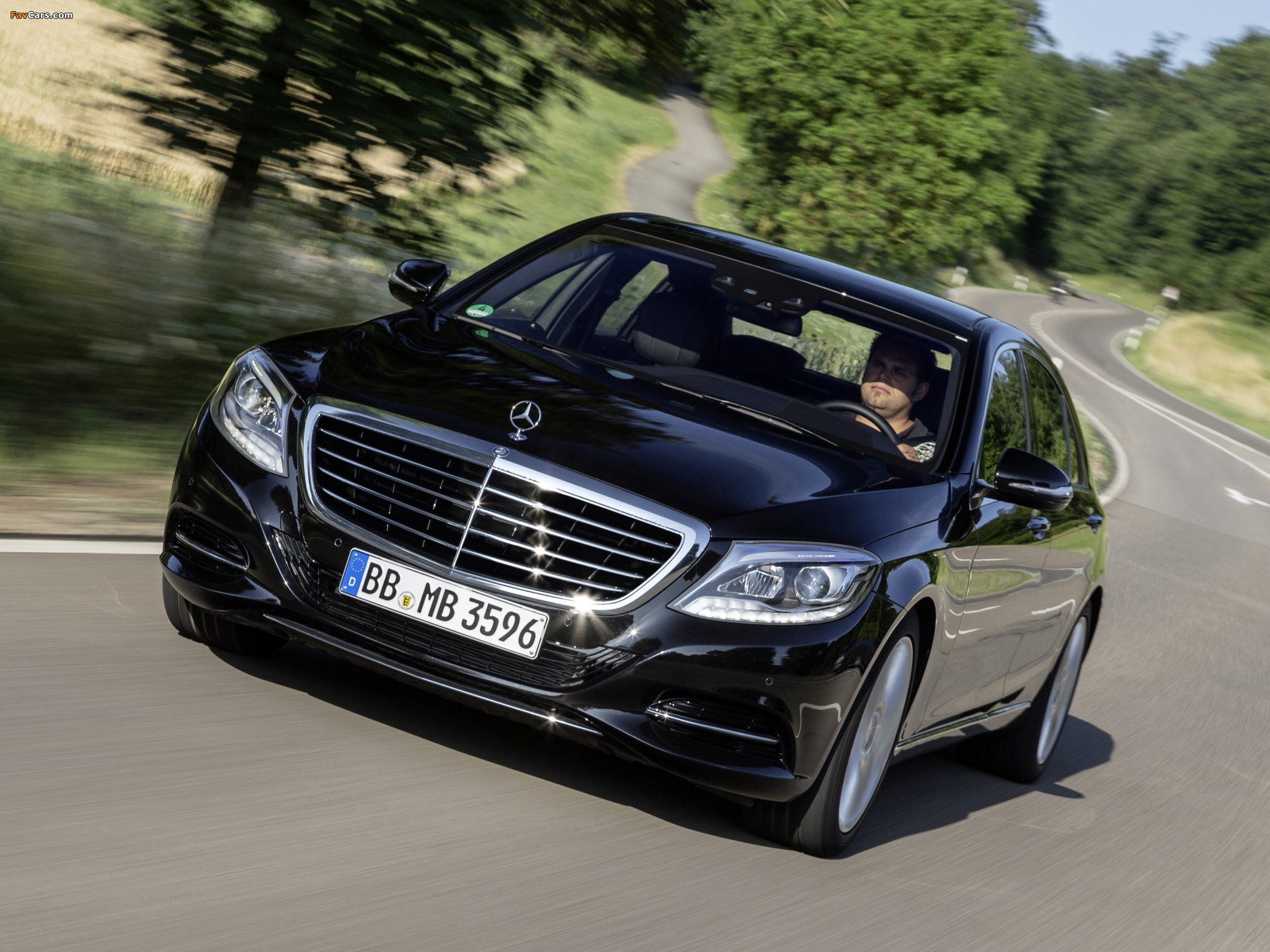 Mercedes-Benz S 500 Plug-In Hybrid (W222) 2013 wallpapers (2048 x 1536)