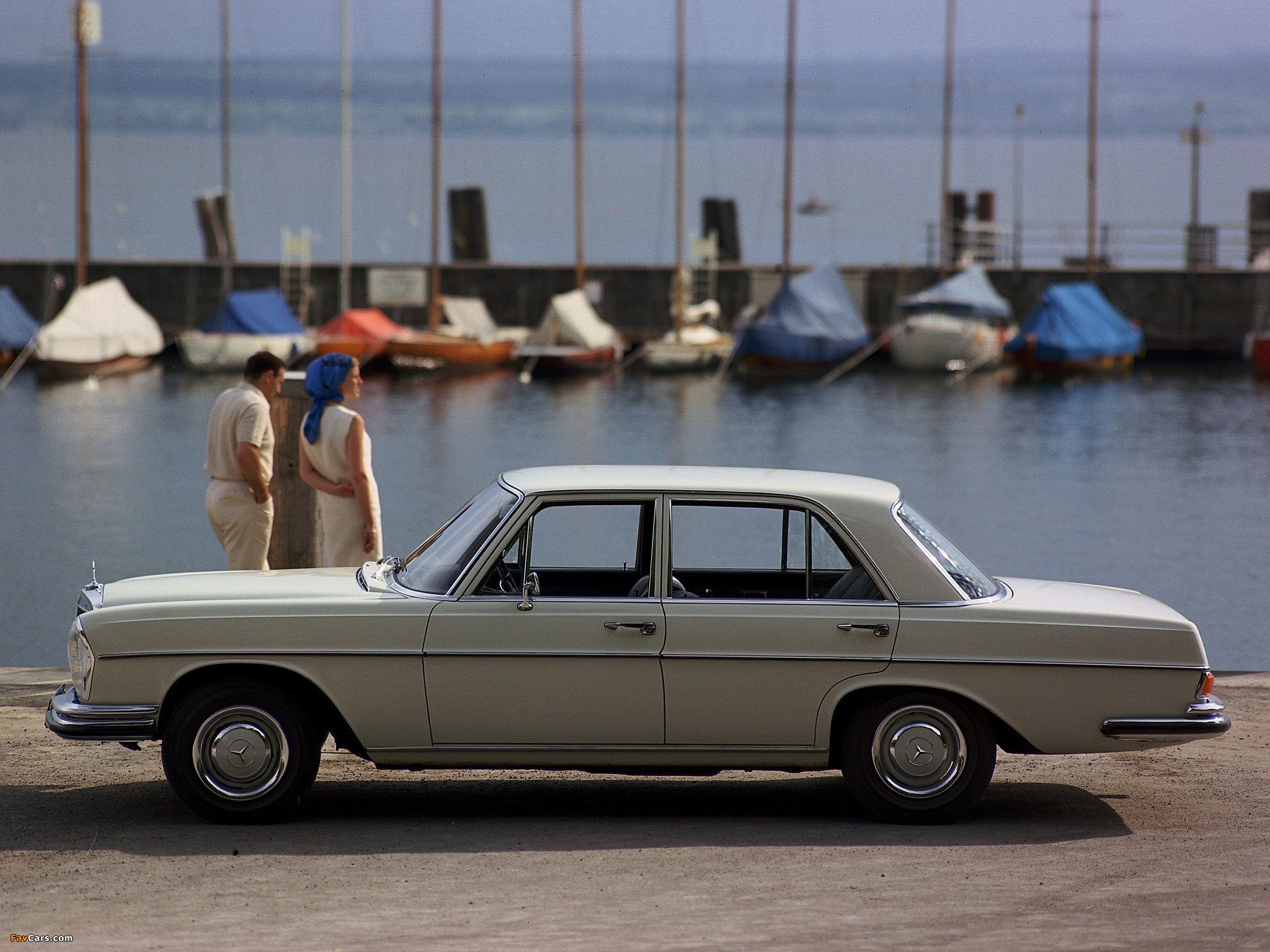 Pictures of Mercedes-Benz S-Klasse (W108/109) 1966–72 (2048 x 1536)