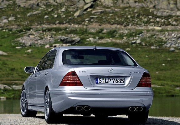 Pictures of Mercedes-Benz S 65 AMG (W220) 2004–05