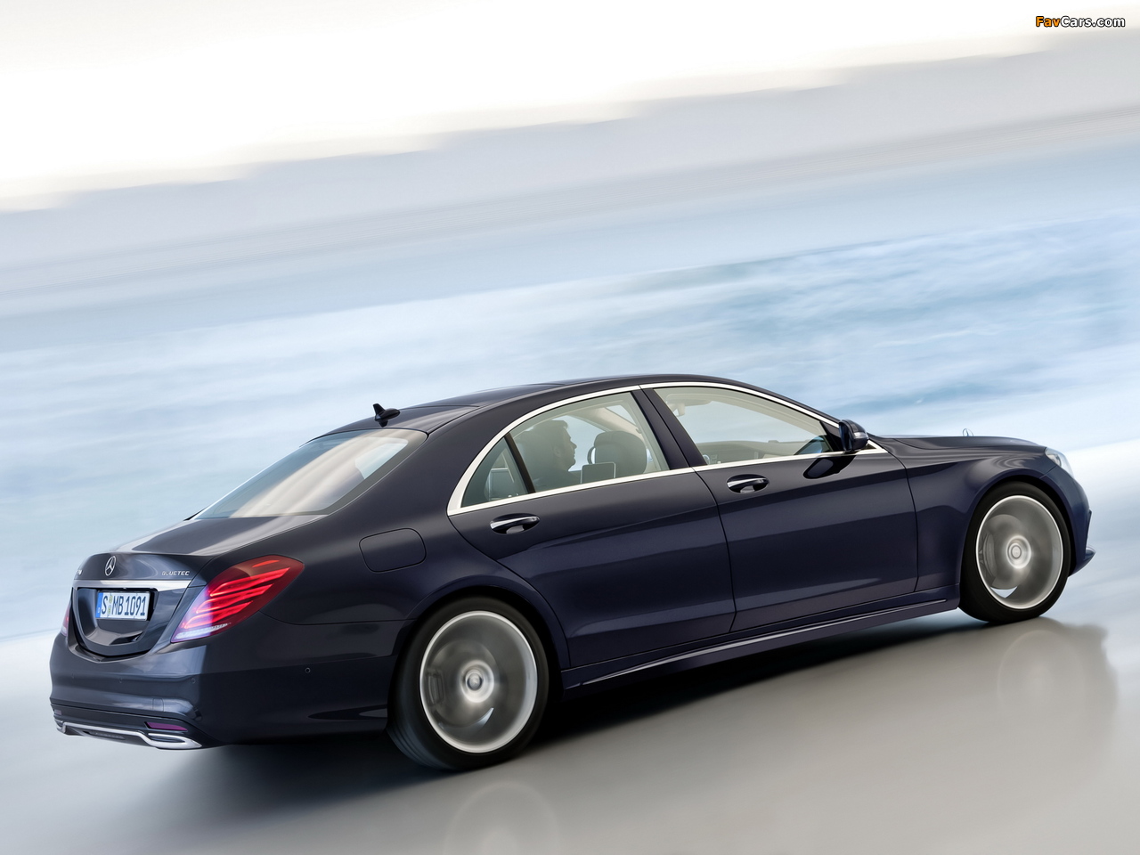 Mercedes-Benz S 350 BlueTec AMG Sports Package (W222) 2013 wallpapers (1280 x 960)