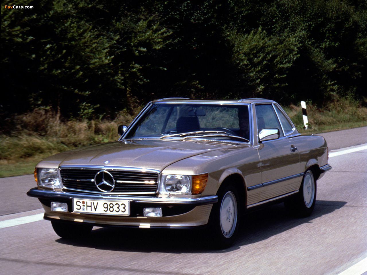 Pictures of Mercedes-Benz 300 SL (R107) 1985–89 (1280 x 960)