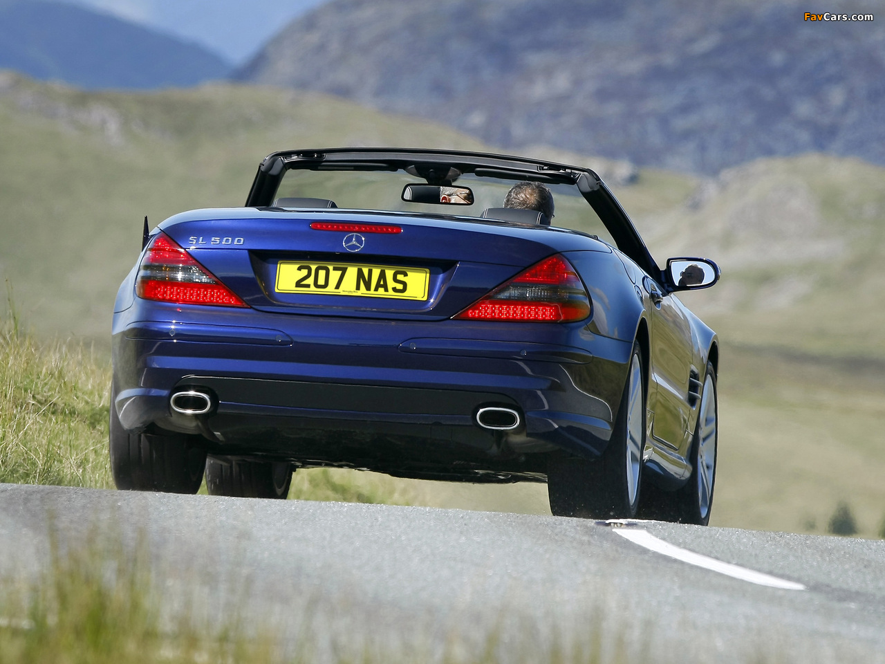 Mercedes-Benz SL 500 Sports Package UK-spec (R230) 2005–08 wallpapers (1280 x 960)