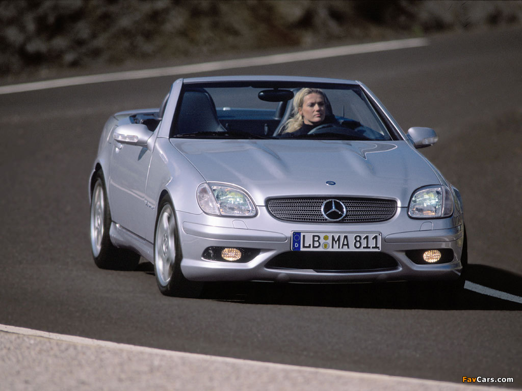 Photos of Mercedes-Benz SLK 32 AMG (R170) 2001–04 (1024 x 768)