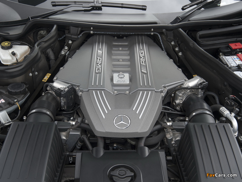 Photos of Mercedes-Benz SLS 63 AMG GT UK-spec (C197) 2012 (800 x 600)