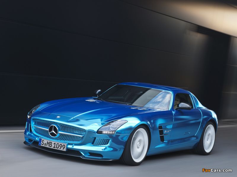 Mercedes-Benz SLS AMG Electric Drive (C197) 2013 wallpapers (800 x 600)