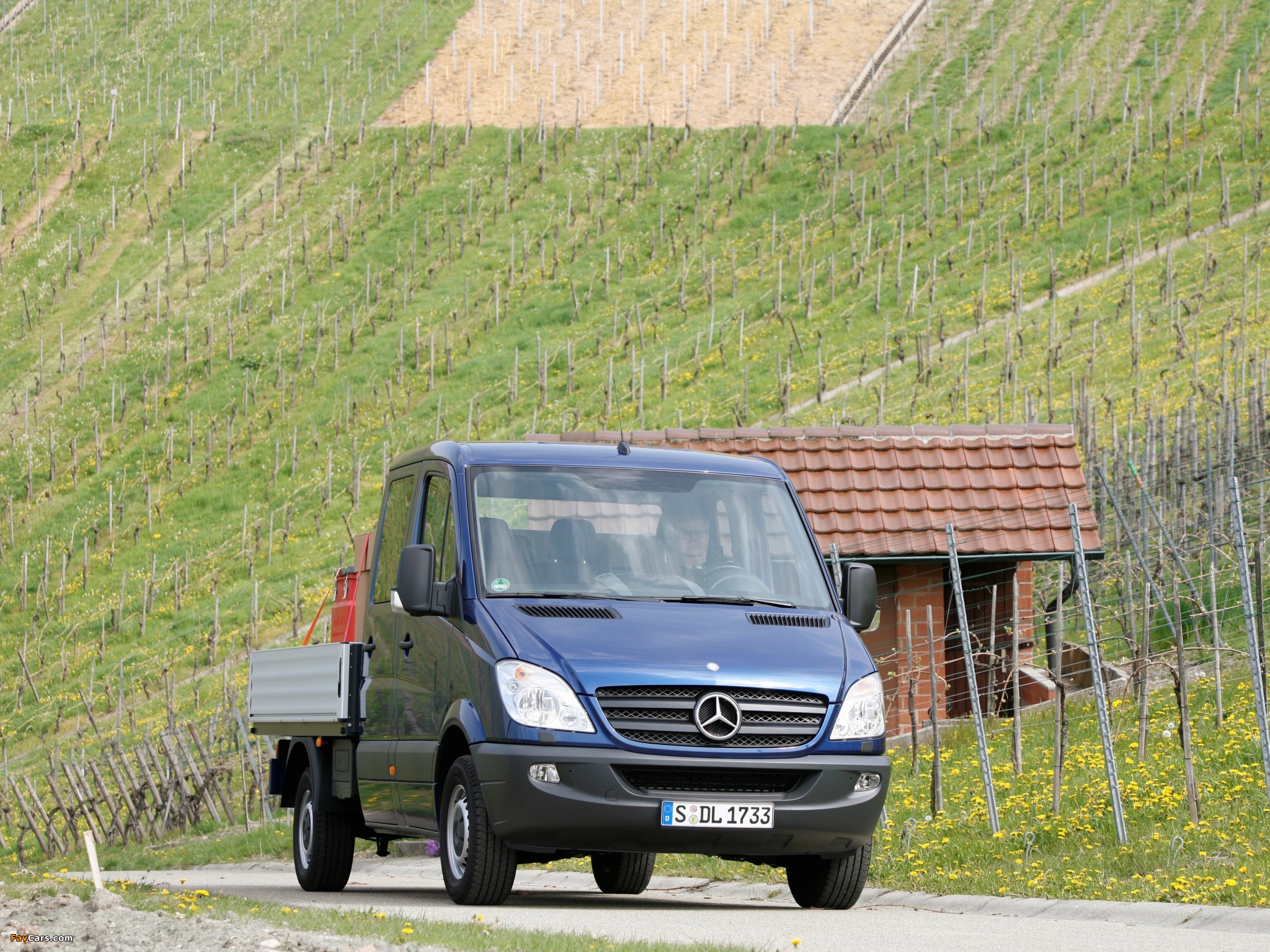 Mercedes-Benz Sprinter Double Cab Dropside (W906) 2006–13 images (2048 x 1536)