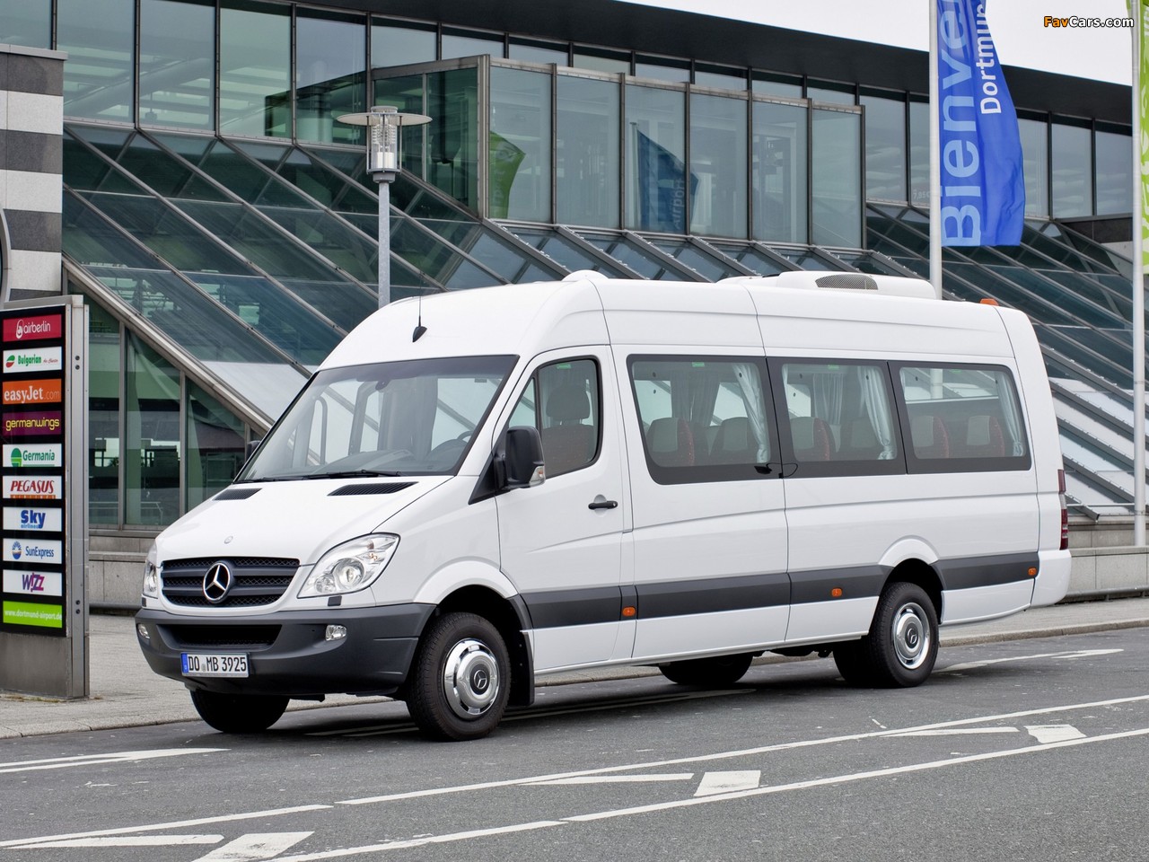 Images of Mercedes-Benz Sprinter Transfer 35 (W906) 2006–13 (2048x1536)