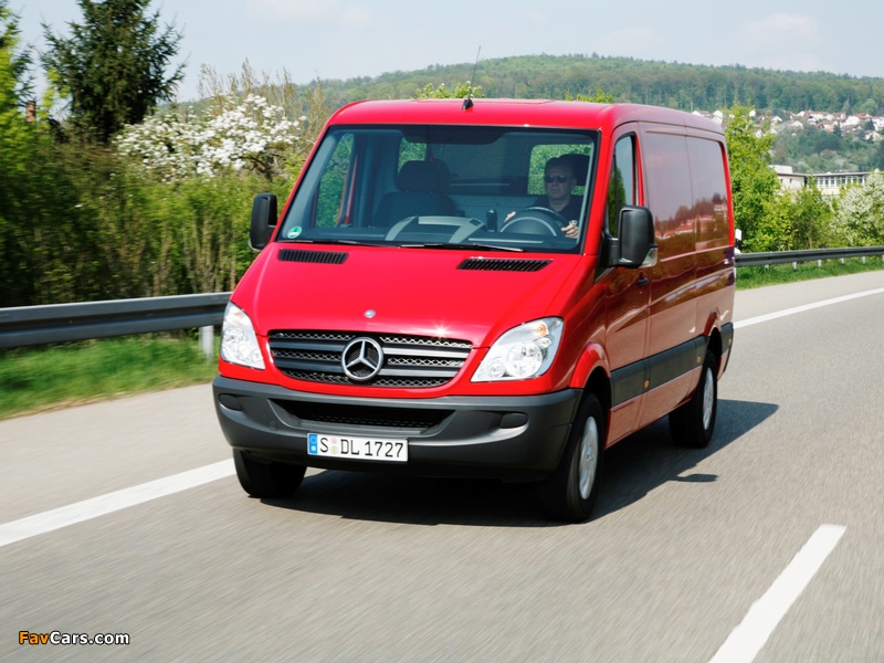 Pictures of Mercedes-Benz Sprinter Van (W906) 2006–13 (800 x 600)