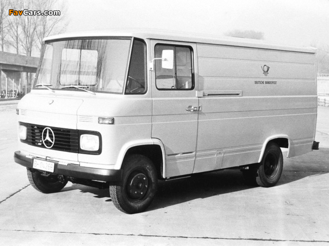 Mercedes-Benz 406D Van 1967–86 images (640 x 480)