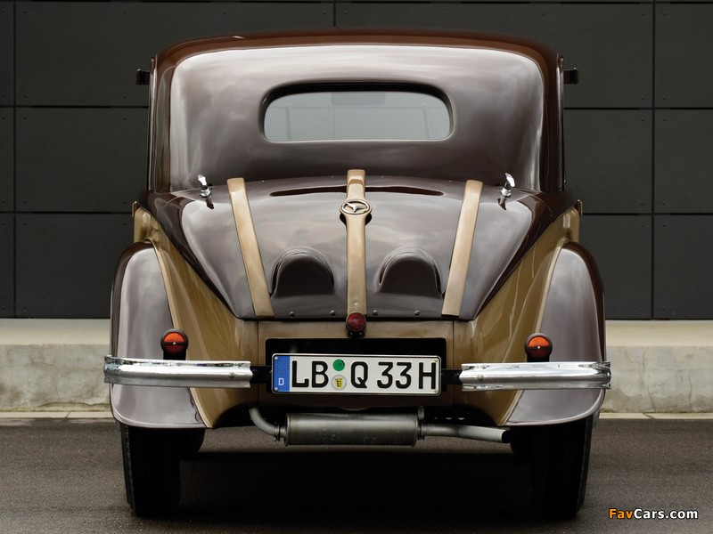 Mercedes-Benz 130 Limousine (W23) 1934–36 pictures (800 x 600)