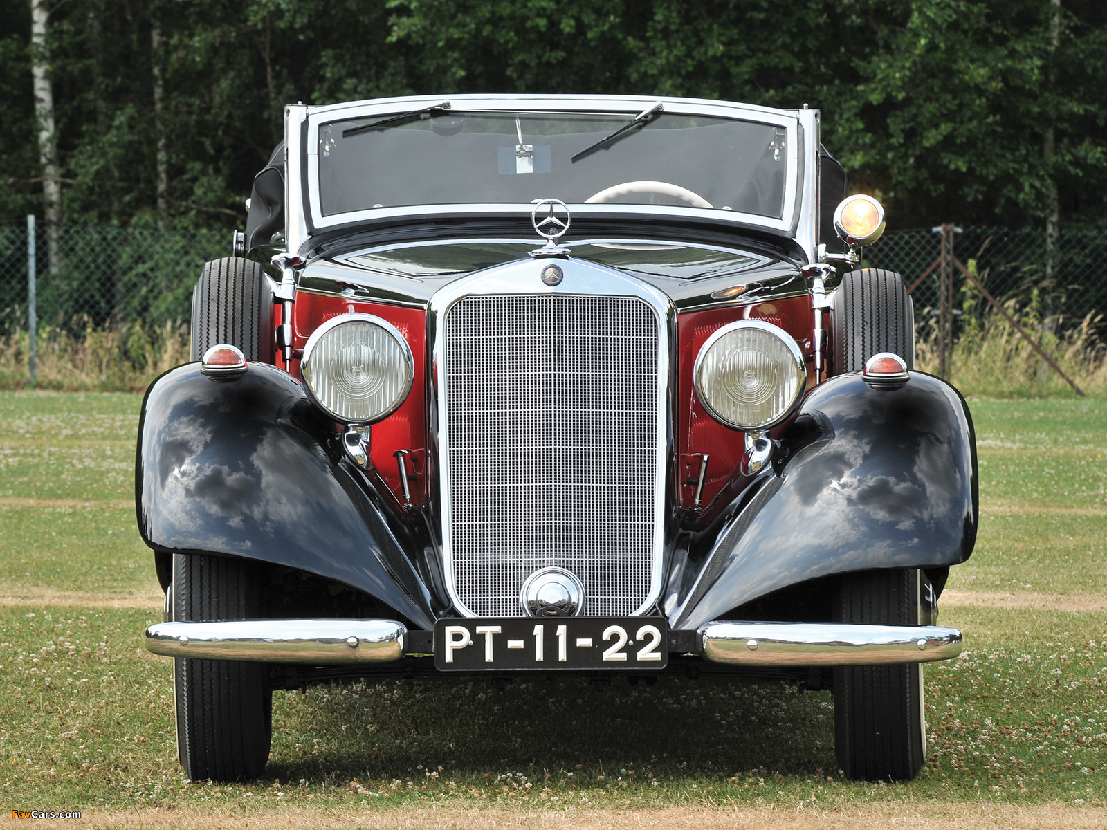 Images of Mercedes-Benz 230 N Cabriolet A (W143) 1937 (1600 x 1200)
