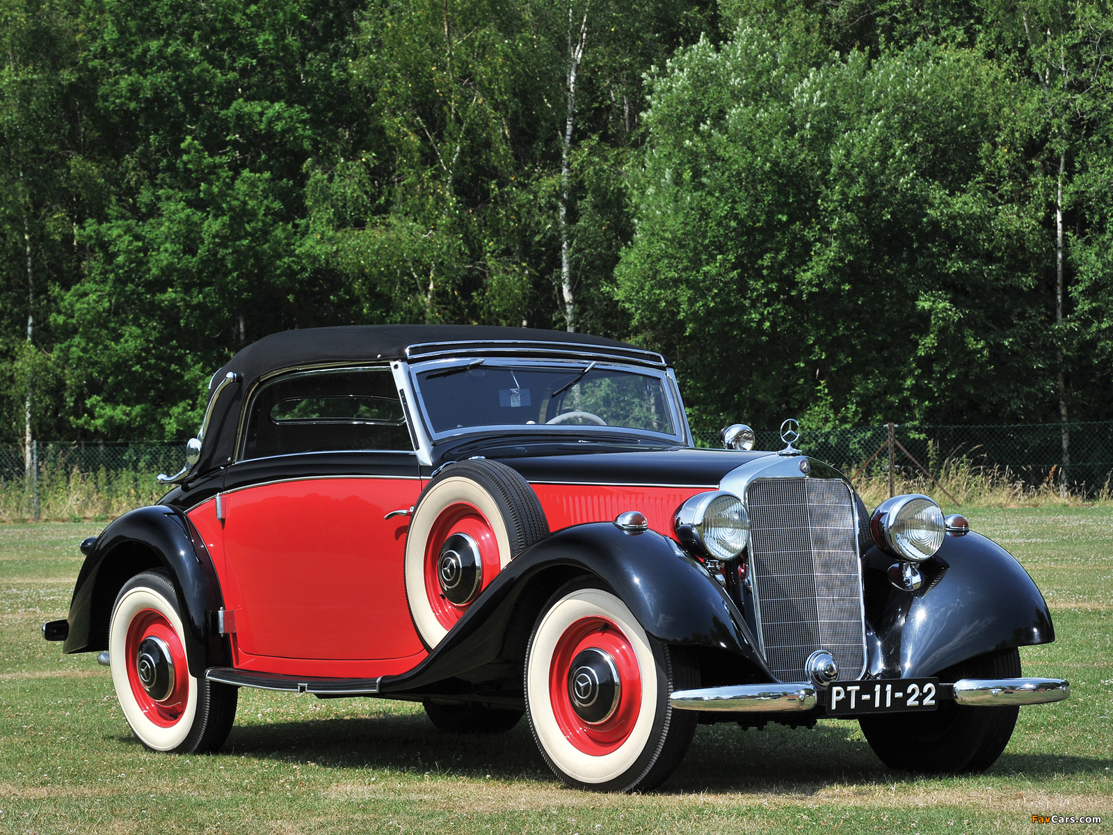 Images of Mercedes-Benz 230 N Cabriolet A (W143) 1937 (1600 x 1200)