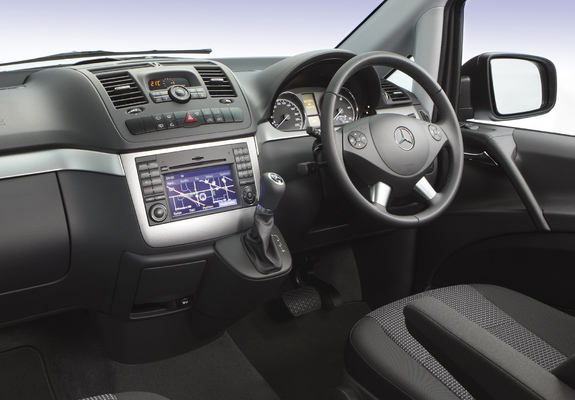 Images of Mercedes-Benz Valente (W639) 2012