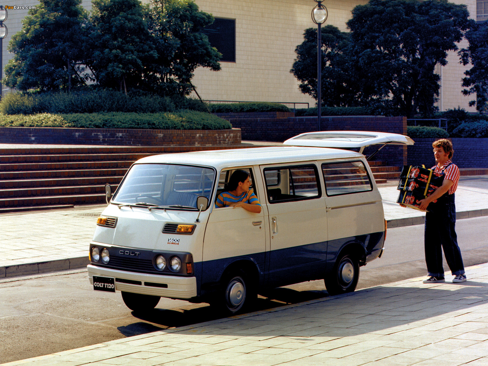 Mitsubishi Colt T120 Coach 1974–79 pictures (1600 x 1200)