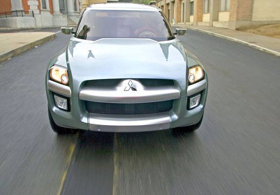 Photos of Mitsubishi Sport-Truck Concept-F 2004