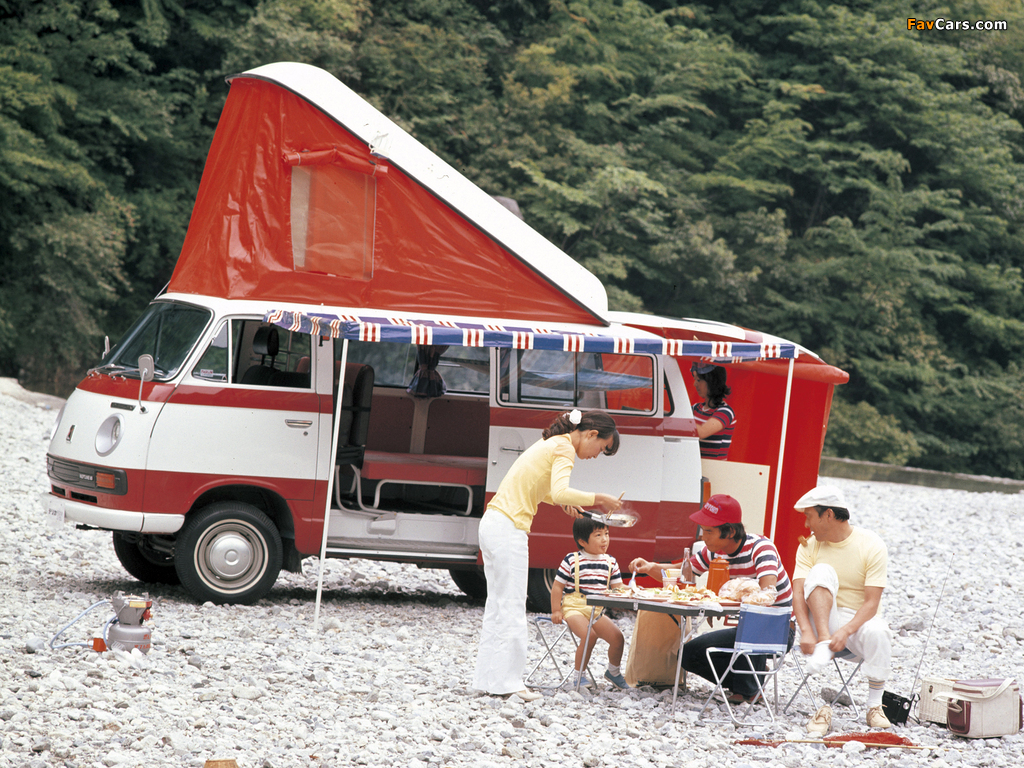 Photos of Mitsubishi Delica Coach 1969–74 (1024 x 768)