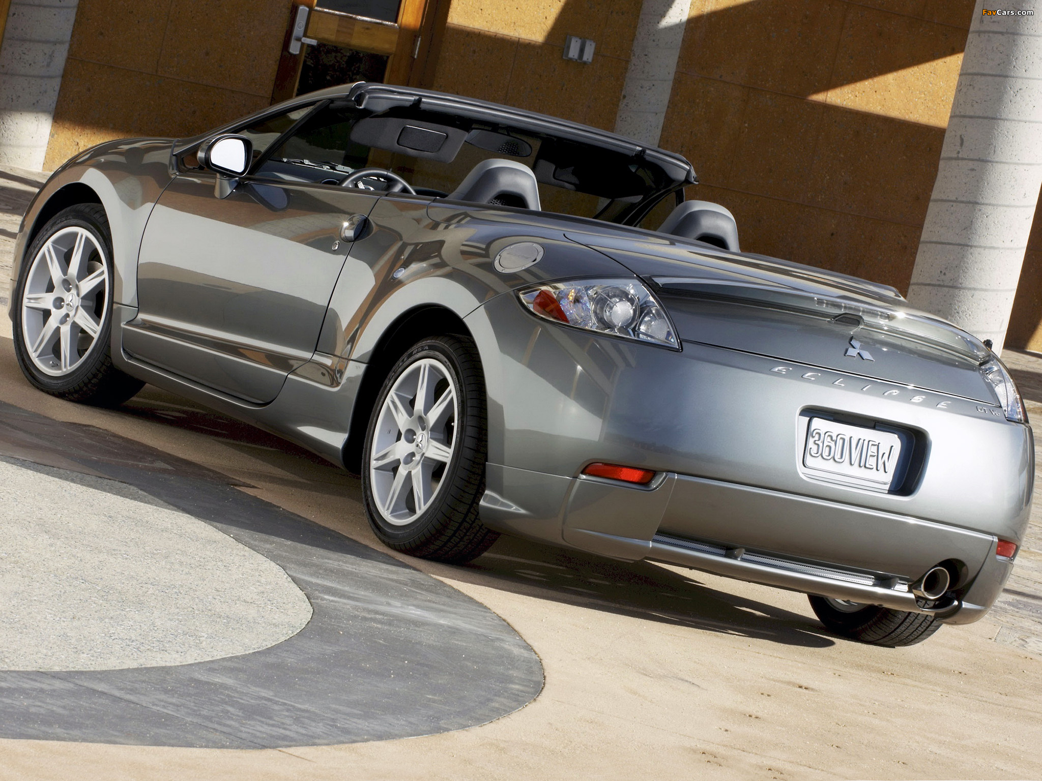 Pictures of Mitsubishi Eclipse GT Spyder Premium Sport Package 2005–08 (2048 x 1536)
