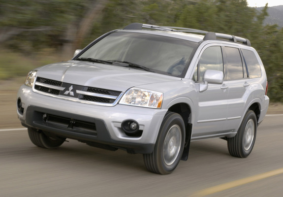 Pictures of Mitsubishi Endeavor 2006–09