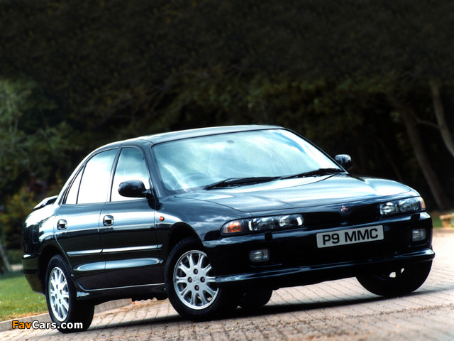 Mitsubishi Galant Sedan UK-spec 1993–97 images (640 x 480)