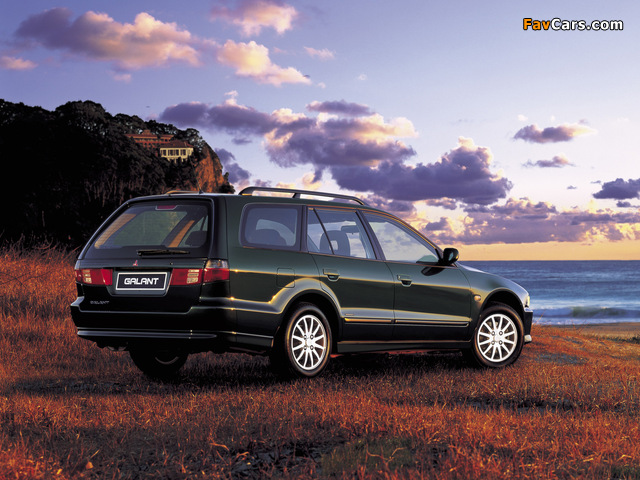 Pictures of Mitsubishi Galant Wagon (VIII) 1996–2003 (640 x 480)
