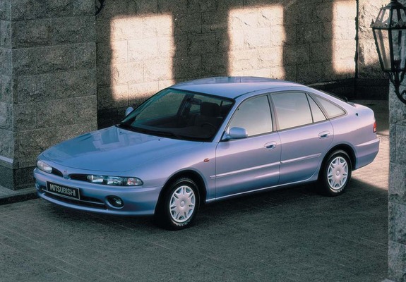 Mitsubishi Galant Hatchback (VII) 1992–96 wallpapers