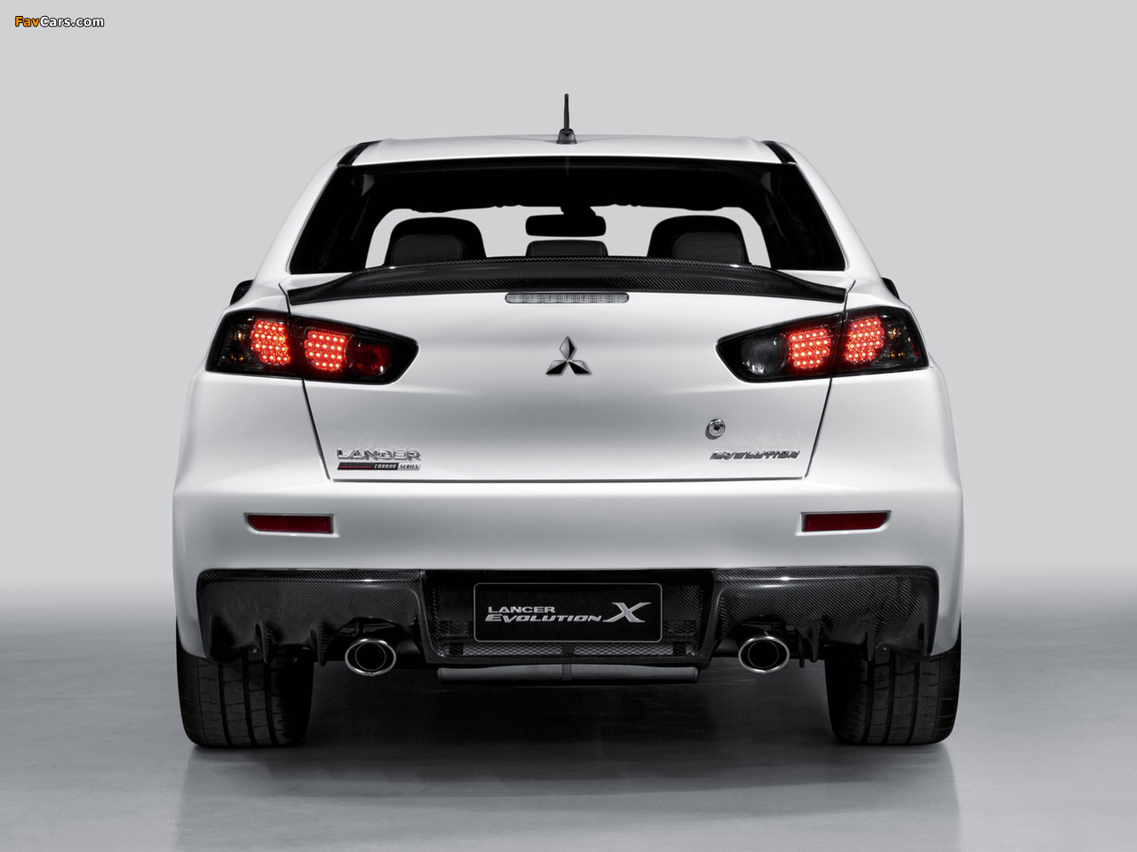 Images of Mitsubishi Lancer Evolution X Carbon Series 2012 (1280 x 960)