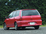 Images of Mitsubishi Lancer Cedia Wagon 2000–03