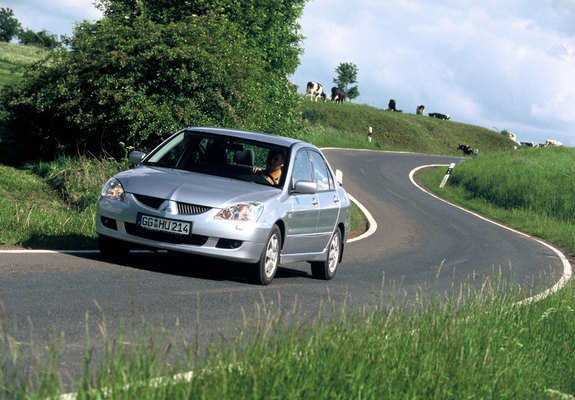 Mitsubishi Lancer 2003–05 images