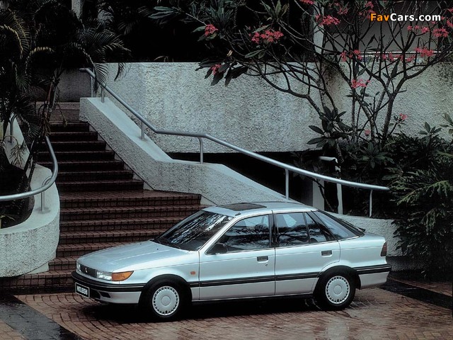 Mitsubishi Lancer Hatchback 1988–91 wallpapers (640 x 480)