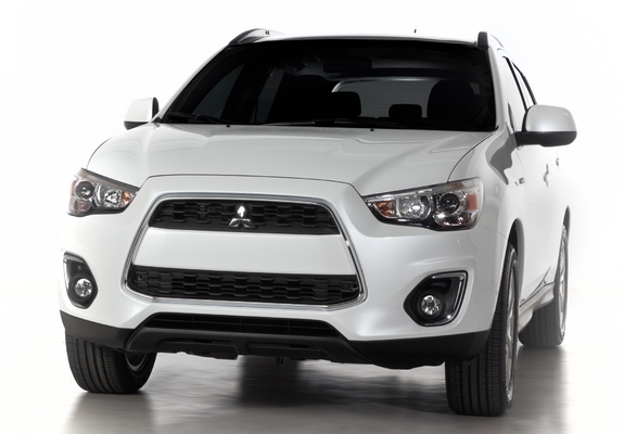 Pictures of Mitsubishi Outlander Sport 2012