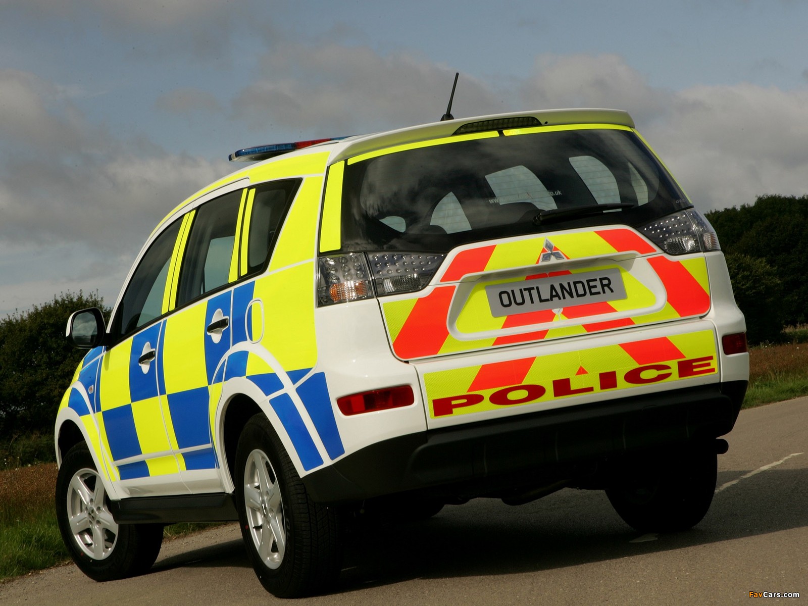 Photos of Mitsubishi Outlander UK Police 2007–09 (1600 x 1200)
