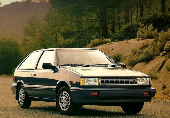 Pictures of Mitsubishi Precis 3-door 1985–89