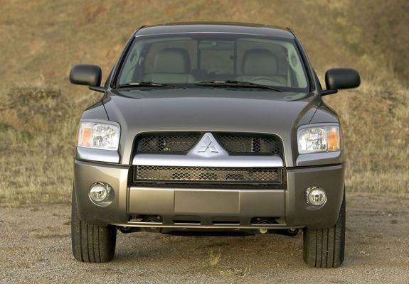 Pictures of Mitsubishi Raider Double Cab 2005–09
