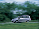 Images of Mitsubishi Space Wagon 1997–2003
