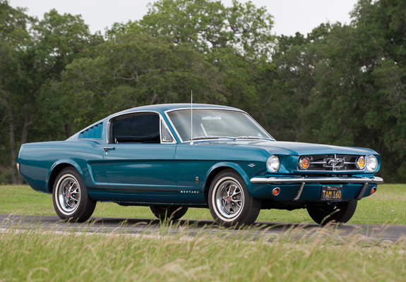 Mustang GT Fastback 1965 photos