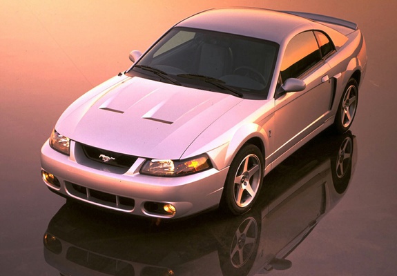 Photos of Mustang SVT Cobra Coupe 2002–04