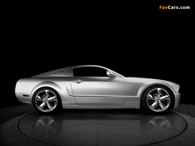 Mustang Iacocca 45th Anniversary Edition 2009 photos (640 x 480)