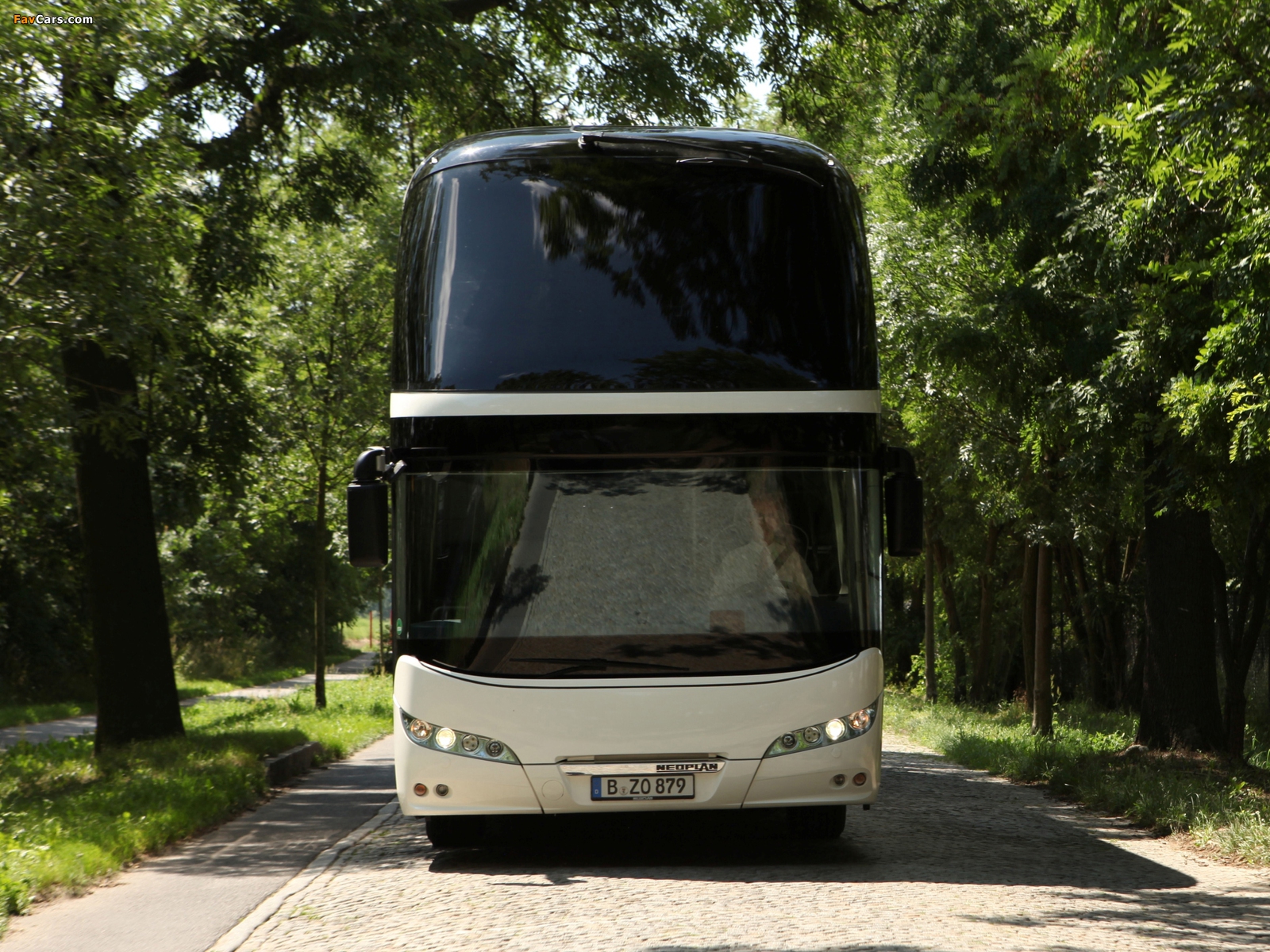 Pictures of Neoplan Skyliner 2010 (1600 x 1200)