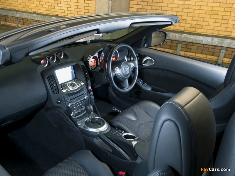 Nissan 370Z Roadster UK-spec 2009 wallpapers (800 x 600)