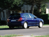 Pictures of Nissan Almera 5-door (N16) 2003–06