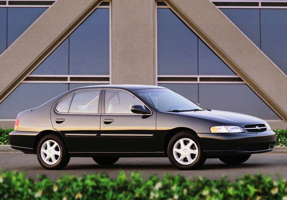 Nissan Altima 1999–2000 photos