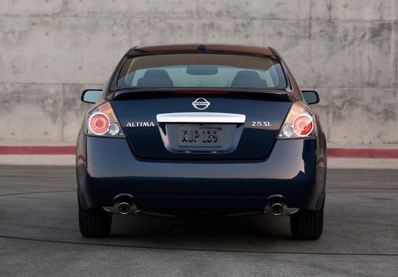 Pictures of Nissan Altima (L32) 2009–12